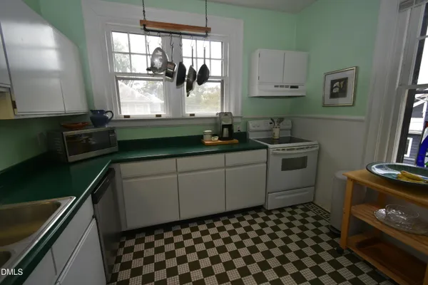 $395,000 | 901 North Mangum Street, Durham, NC 27701
