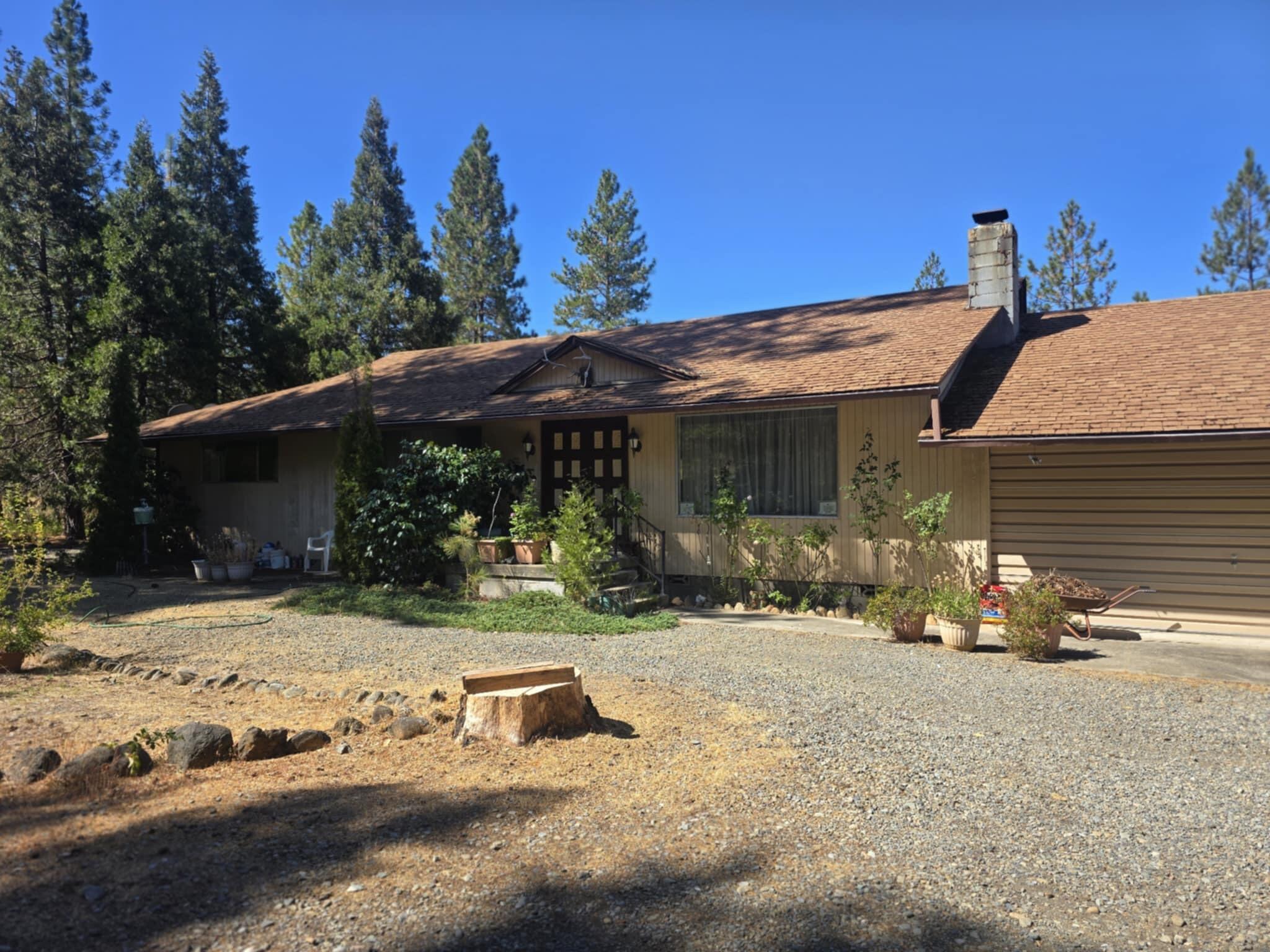 5280 Rockydale Road Cave Junction, OR 97523 - Photo 2 of 17 5280 4