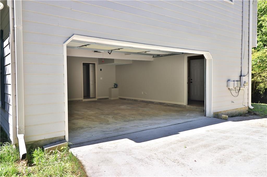 353 Fall View Court Winder, GA 30680 - Photo 12 of 61