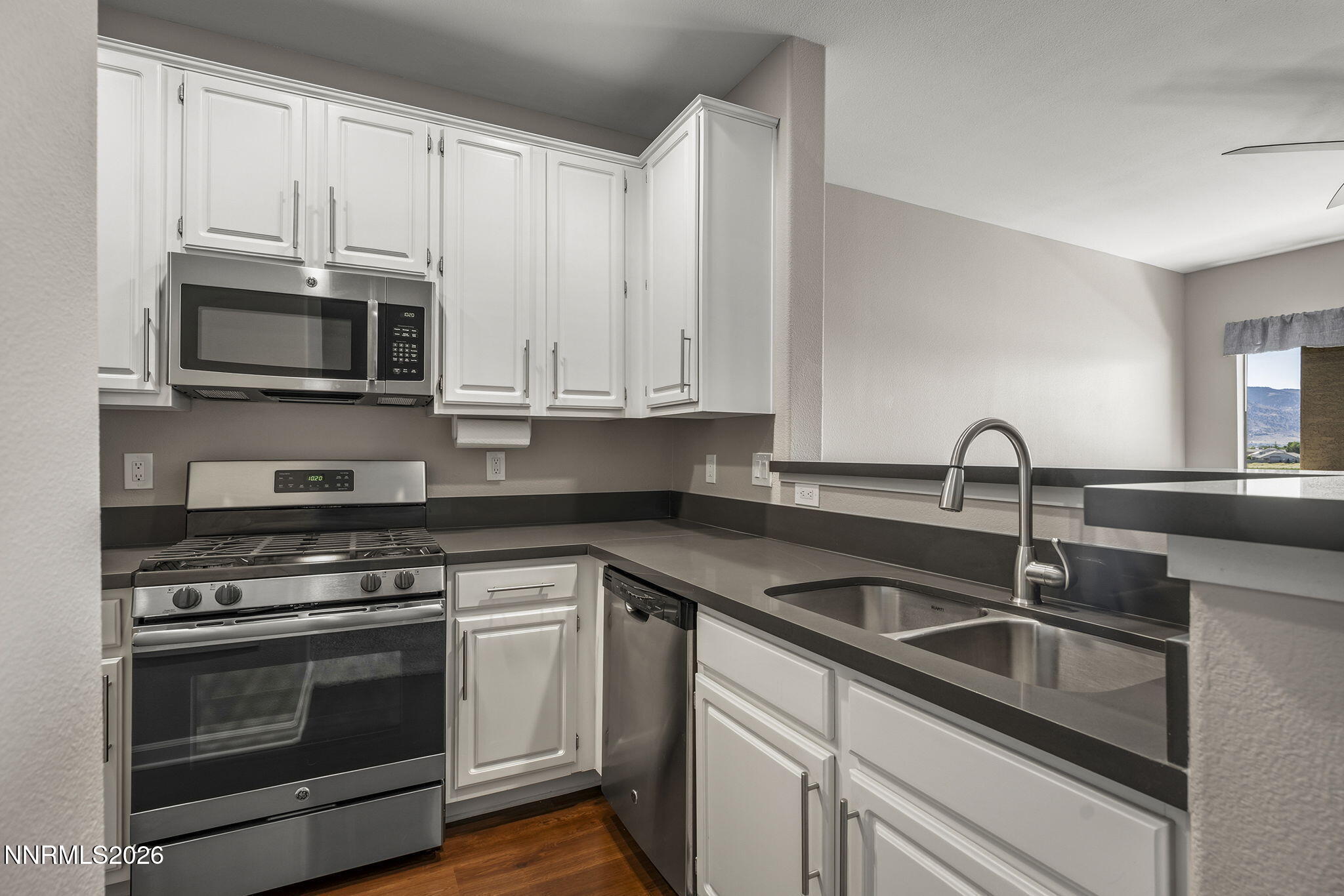 900 South Meadows Parkway, Unit 3922 Reno, NV 89521 - Photo 10 of 33 10-web-or-mls-_DSC6835