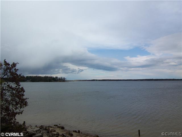 498 Cow Shed Road Lancaster, VA 22503 - Photo 3 of 12 Exterior Front - ABSOLUTELY BEAUTIFUL VIEWS OF THE