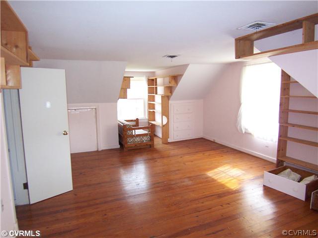 498 Cow Shed Road Lancaster, VA 22503 - Photo 9 of 12 Bedroom - Upstairs bedroom