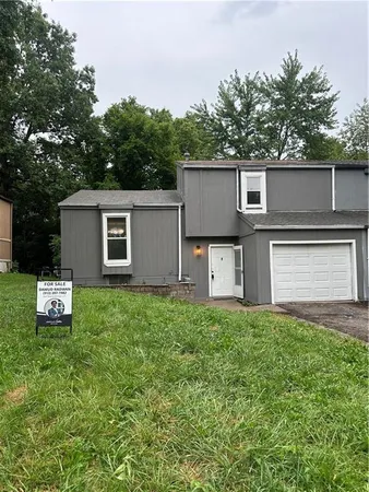 $1,350 | 9525 Manning Avenue, Kansas City, MO 64134