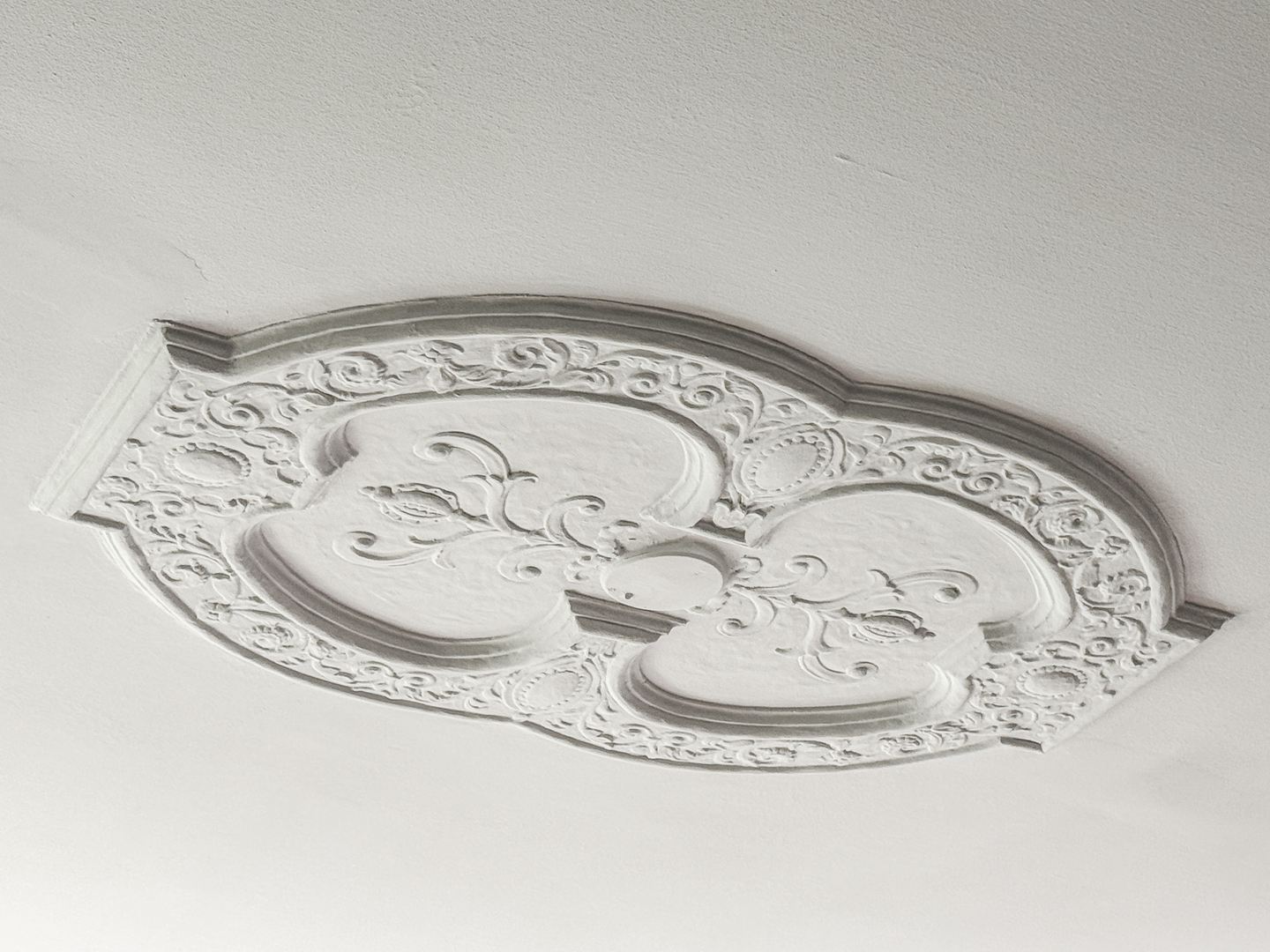 141 Loretto Court Wheaton, IL 60189 - Photo 15 of 46 a view of a water heater on a kitchen