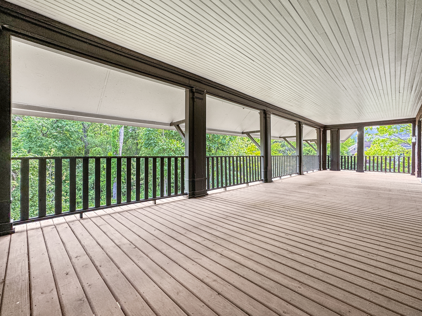141 Loretto Court Wheaton, IL 60189 - Photo 17 of 46 a view of balcony with wooden floor