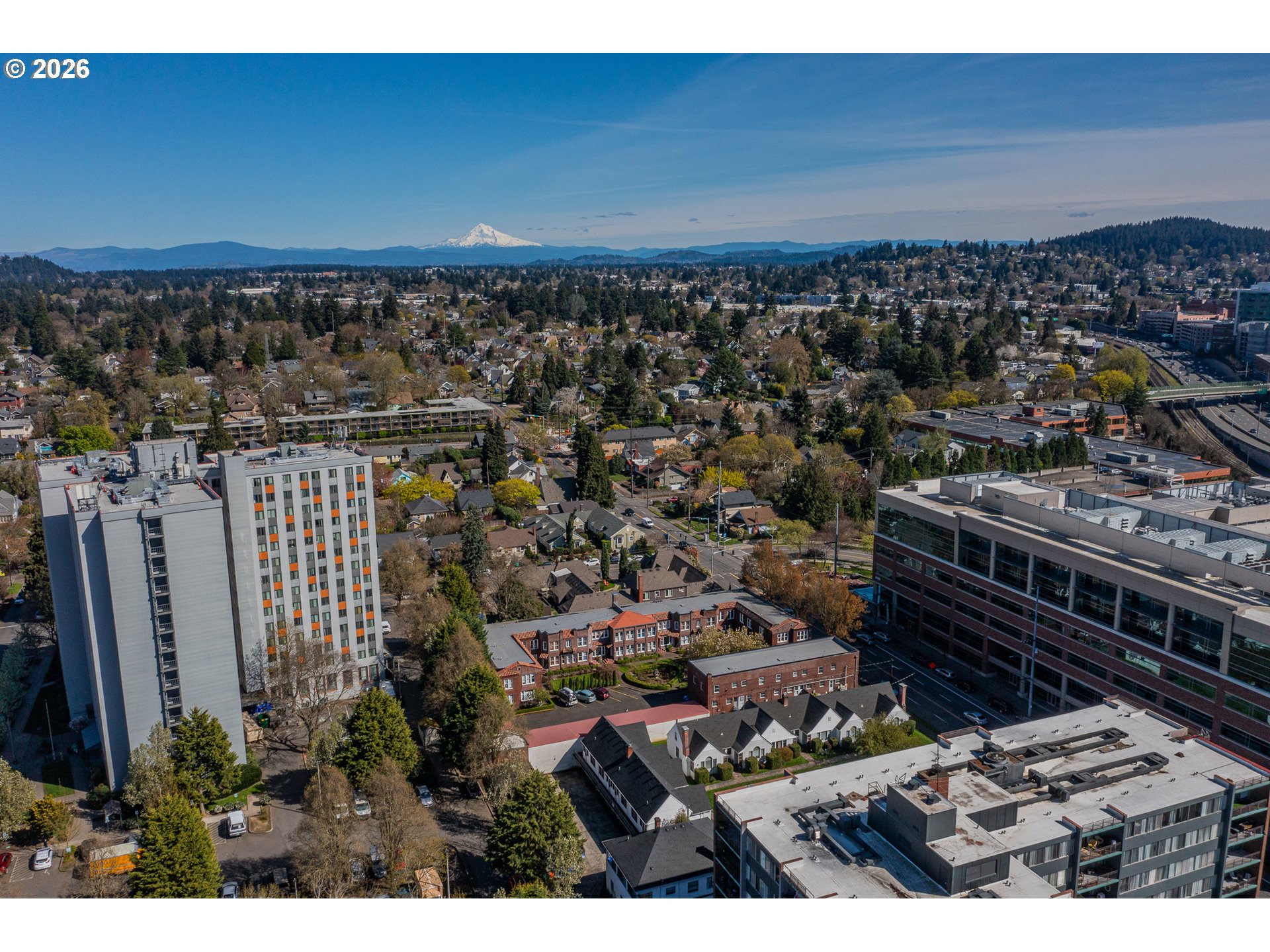 4341 Northeast Halsey Street, Unit 18 Portland, OR 97213 - Photo 29 of 32