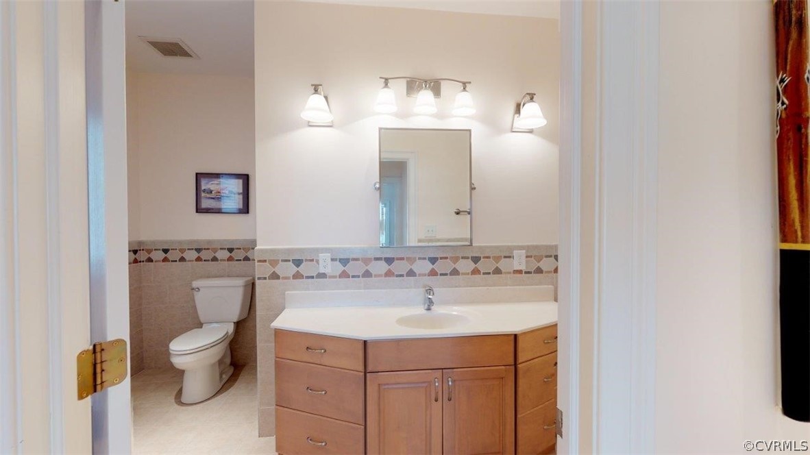 4081 South Riverside Drive Lanexa, VA 23089 - Photo 17 of 50 Gallery Image 17