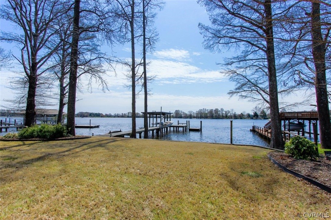 4081 South Riverside Drive Lanexa, VA 23089 - Photo 4 of 50 Gallery Image 4