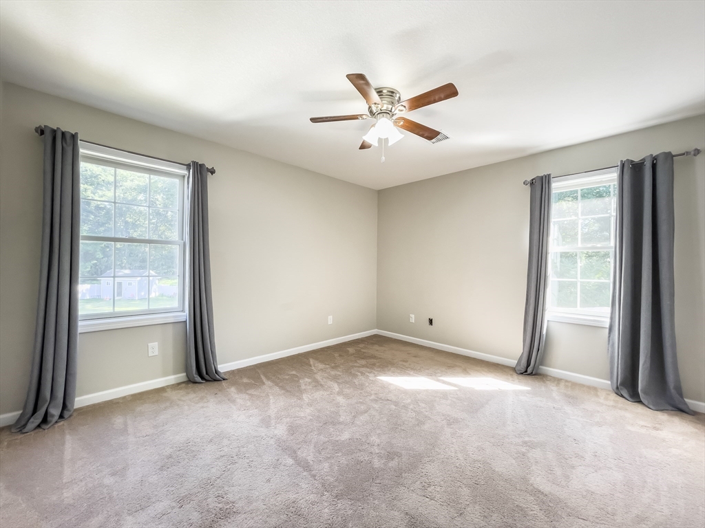 210 Naismith Street Springfield, MA 01104 - Photo 29 of 38