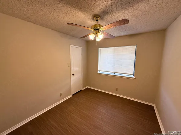 $1,595 | 6347 Scrub Jay, San Antonio, TX 78240