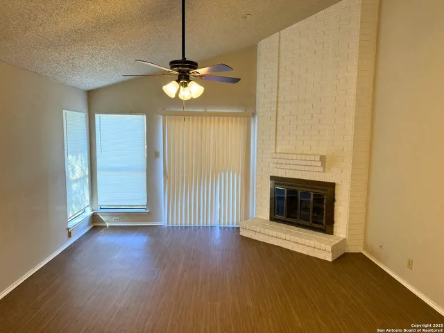 $1,595 | 6347 Scrub Jay, San Antonio, TX 78240