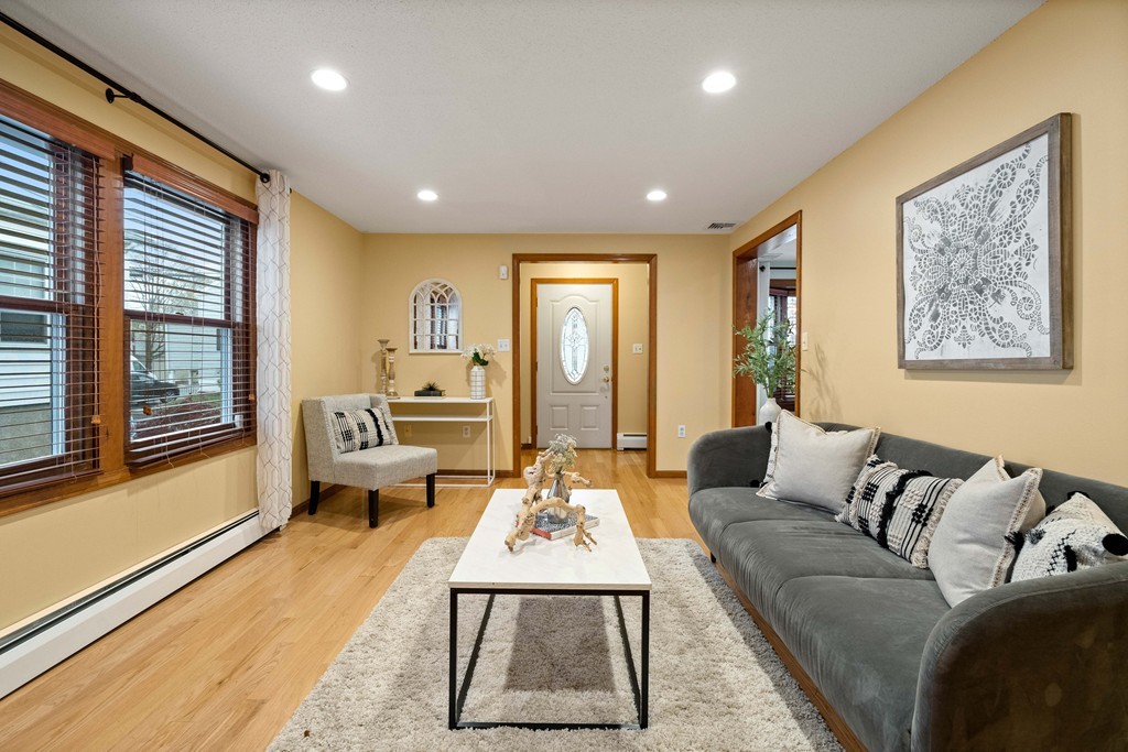 12 Bates Road, Unit 12 Swampscott, MA 01907 - Photo 10 of 24 Gallery Image 10