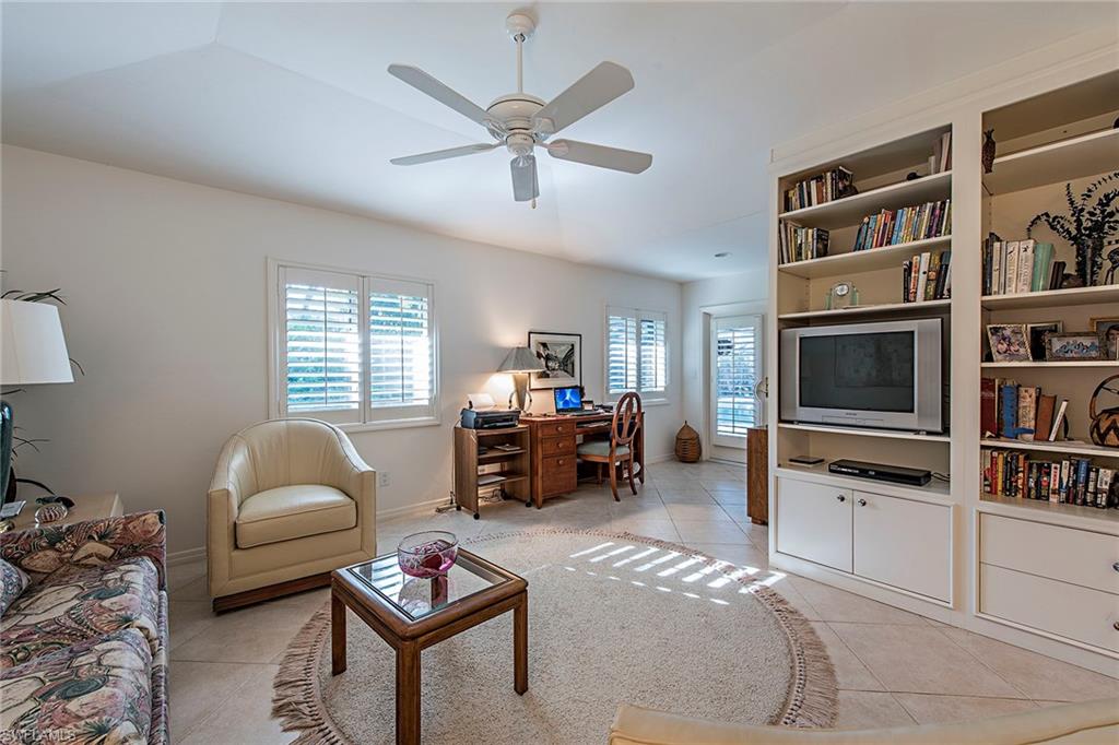 804 Slashpine Court Naples, FL 34108 - Photo 7 of 13 Gallery Image 7