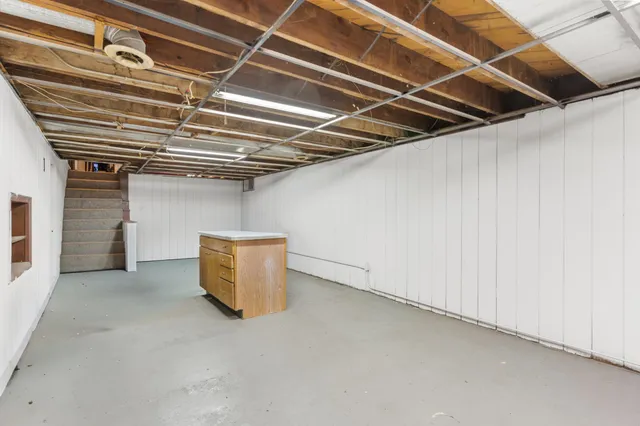 $145,000 | 920 Oakley Avenue, Rockford, IL 61101