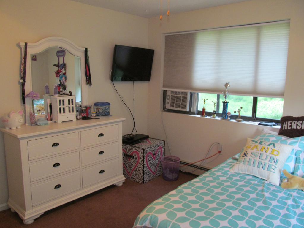 107 Indian Rock Road Merrimack, NH 03054 - Photo 11 of 23