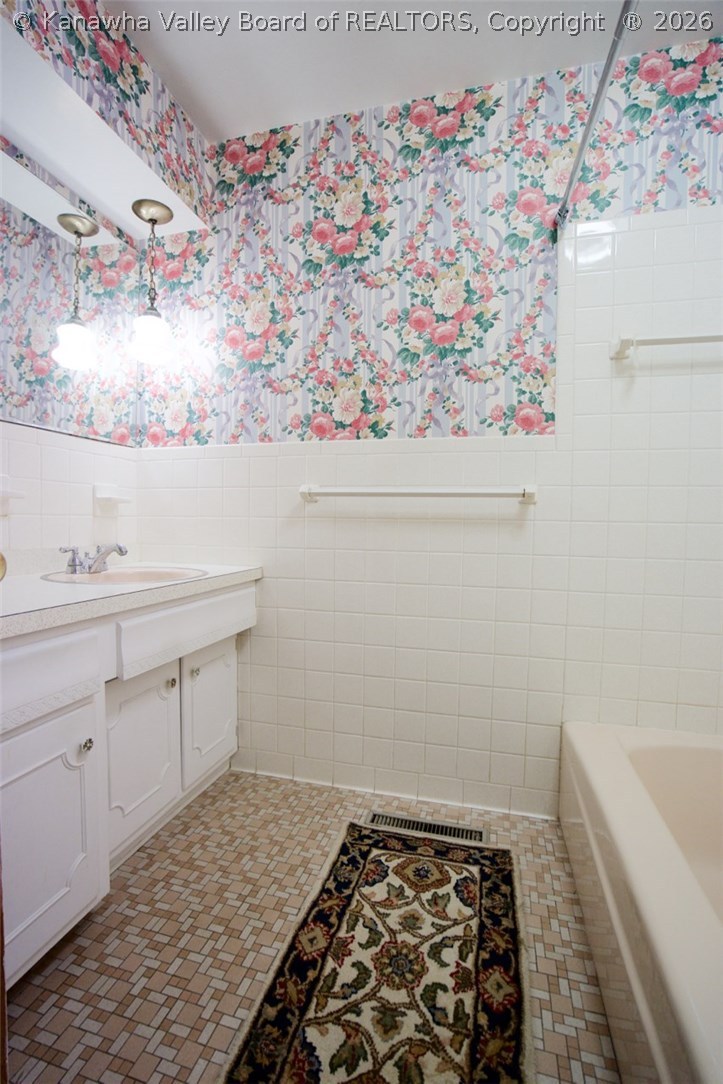 112 Mullins Road Charleston, WV 25314 - Photo 13 of 30 Gallery Image 13