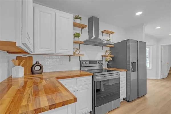 $499,900 | 860 Winnbrook Drive, Dacula, GA 30019