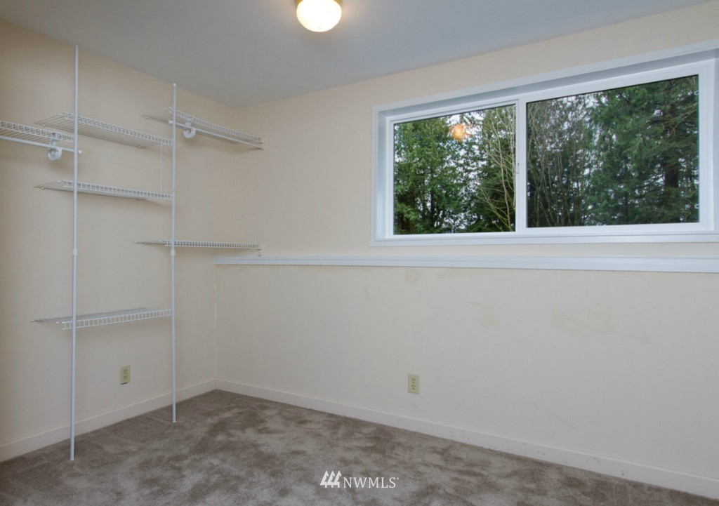 5122 Lake Alice Road Southeast Fall City, WA 98024 - Photo 18 of 24 Gallery Image 18