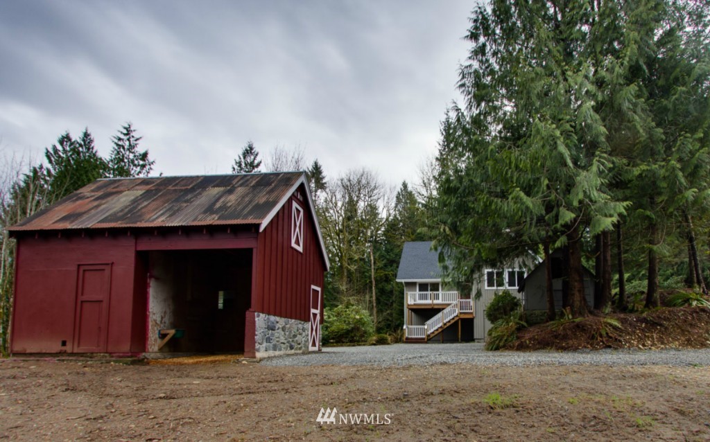 5122 Lake Alice Road Southeast Fall City, WA 98024 - Photo 4 of 24 Gallery Image 4