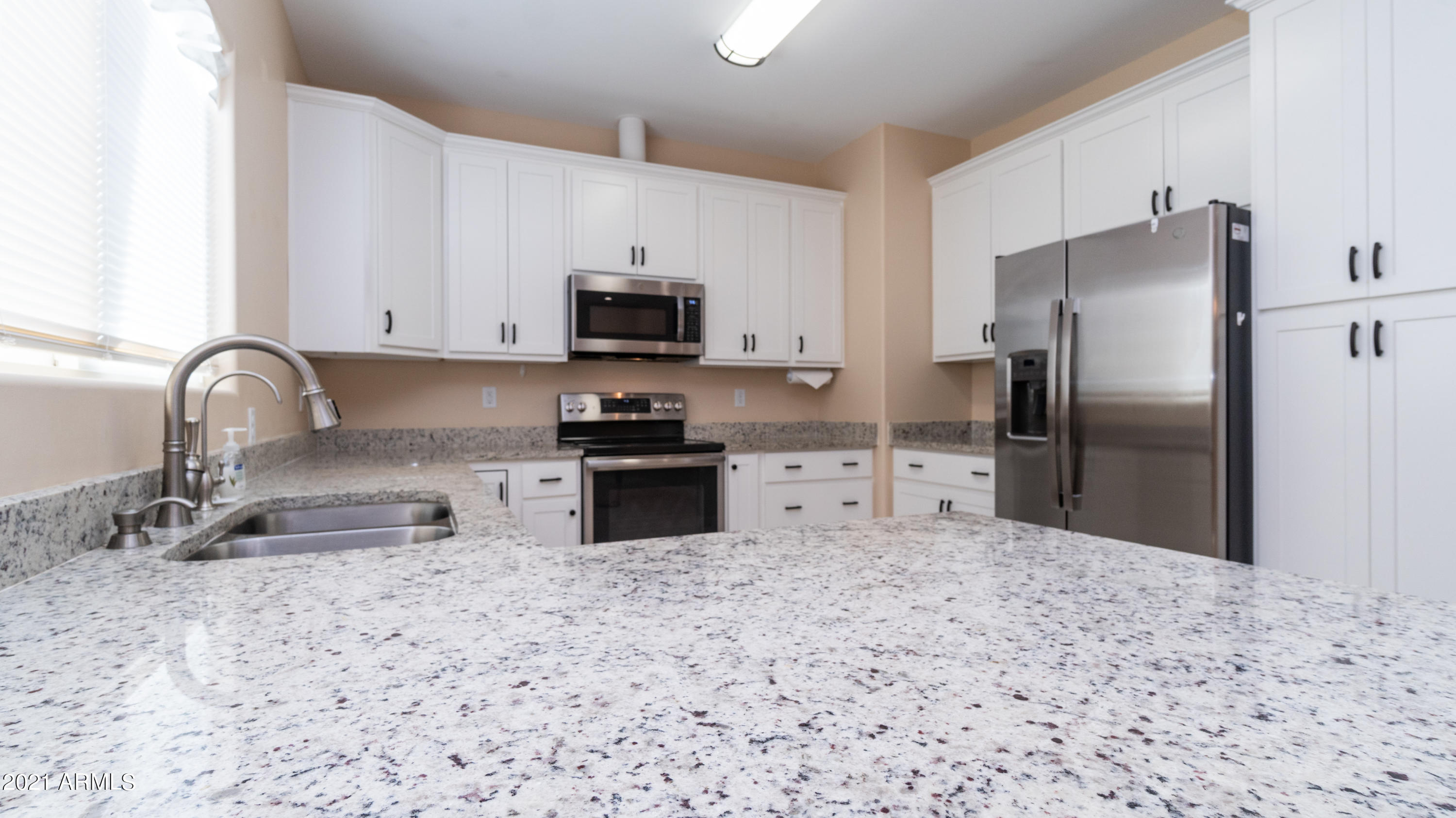 5563 South Jacaranda Road Gold Canyon, AZ 85118 - Photo 11 of 34 5563 S Jacaranda-7