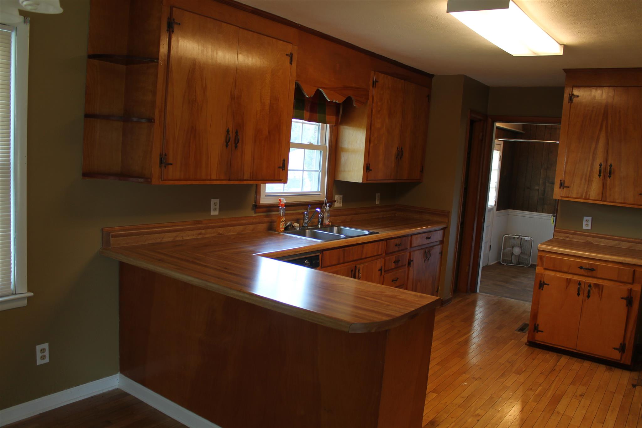 9961 Old Tullahoma Road Tullahoma, TN 37388 - Photo 4 of 12 Gallery Image 4