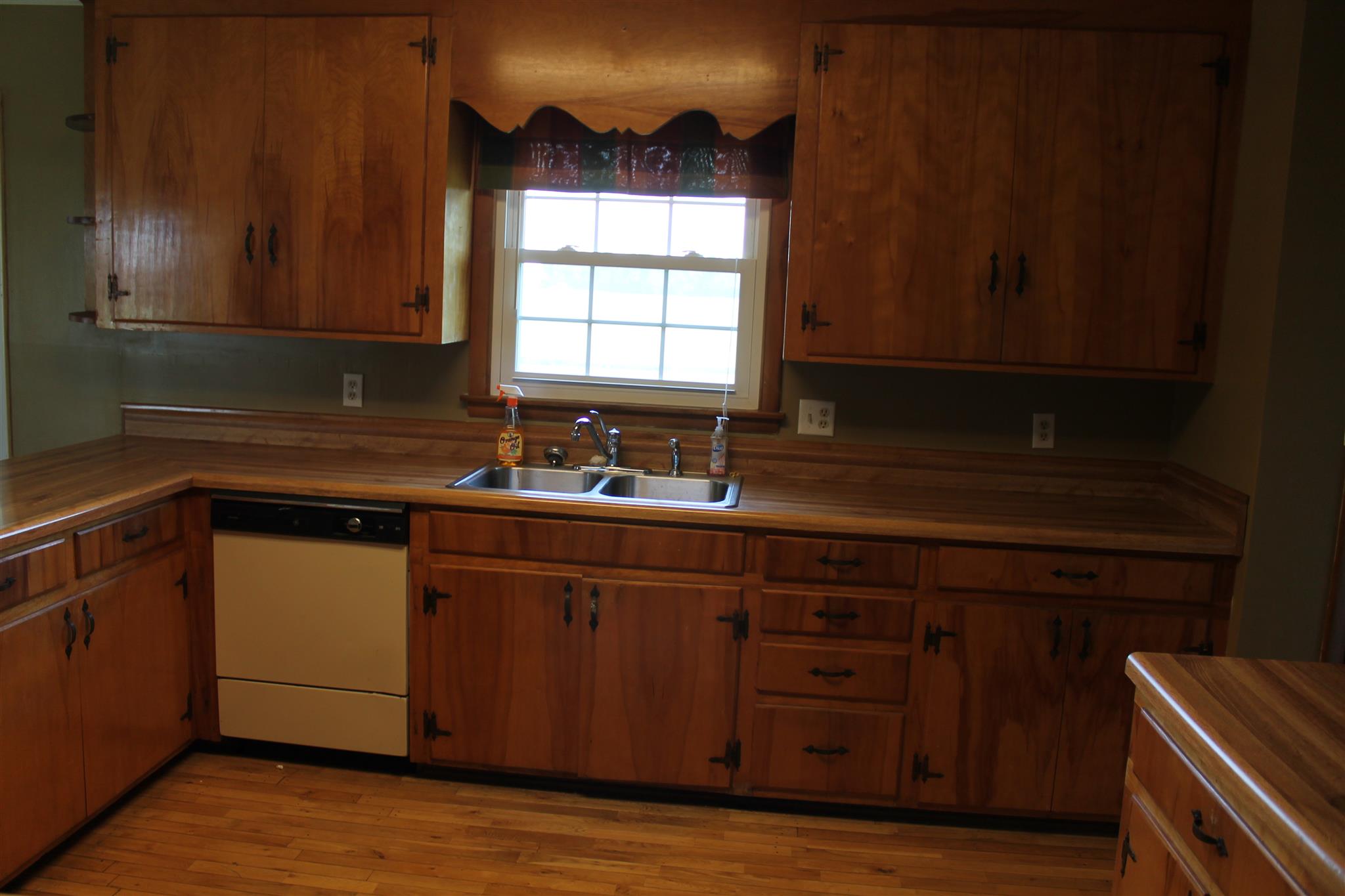 9961 Old Tullahoma Road Tullahoma, TN 37388 - Photo 5 of 12 Gallery Image 5