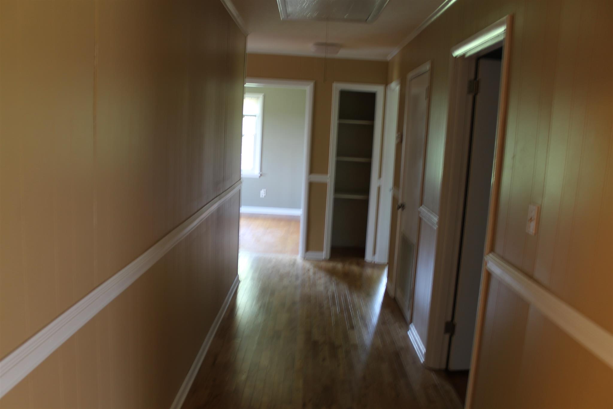 9961 Old Tullahoma Road Tullahoma, TN 37388 - Photo 7 of 12 Gallery Image 7