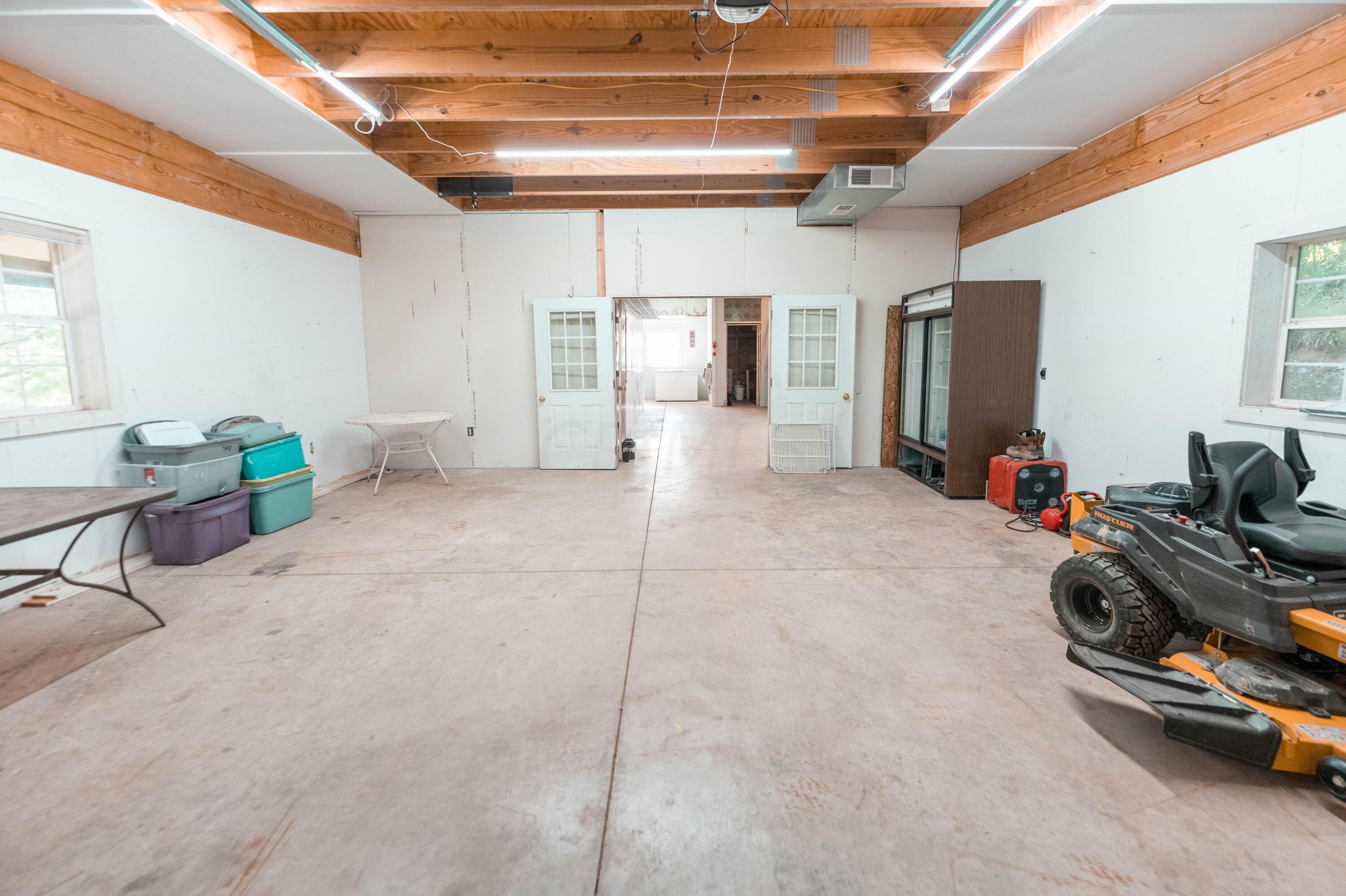 3206 Debord Road Chillicothe, OH 45601 - Photo 40 of 48 DSC02205-2