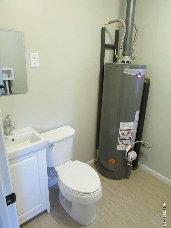 1220 South Walker Road Muskegon, MI 49442 - Photo 13 of 15 IMG_1583-800