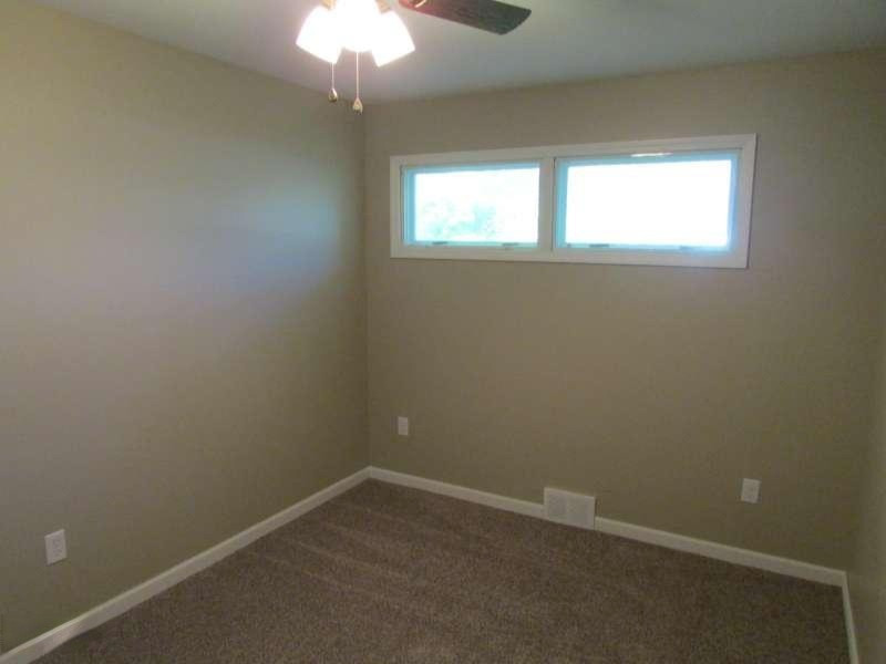 1220 South Walker Road Muskegon, MI 49442 - Photo 8 of 15 IMG_1577-800