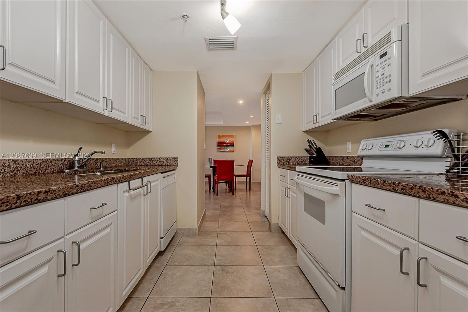 90 Alton Road, Unit 501 Miami Beach, FL 33139 - Photo 24 of 26 Gallery Image 24
