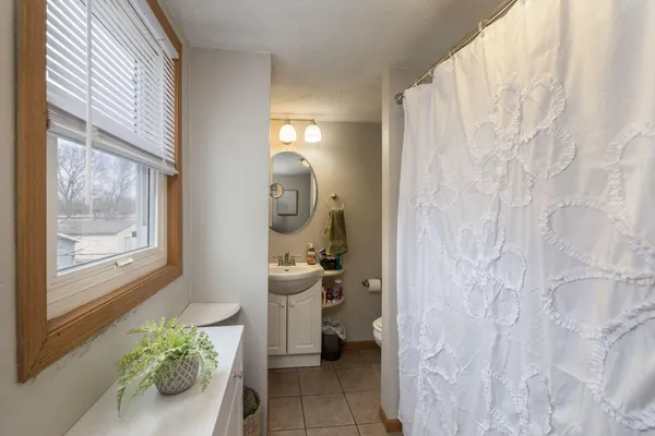 $244,900 | 1611 Charles Street, Unit 1613, La Crosse, WI 54603