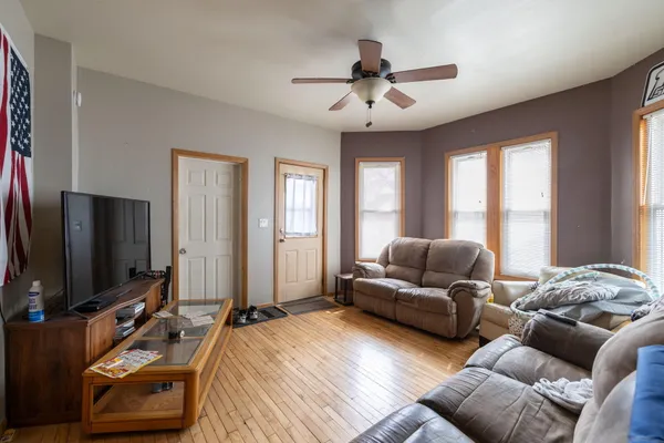 $244,900 | 1611 Charles Street, Unit 1613, La Crosse, WI 54603