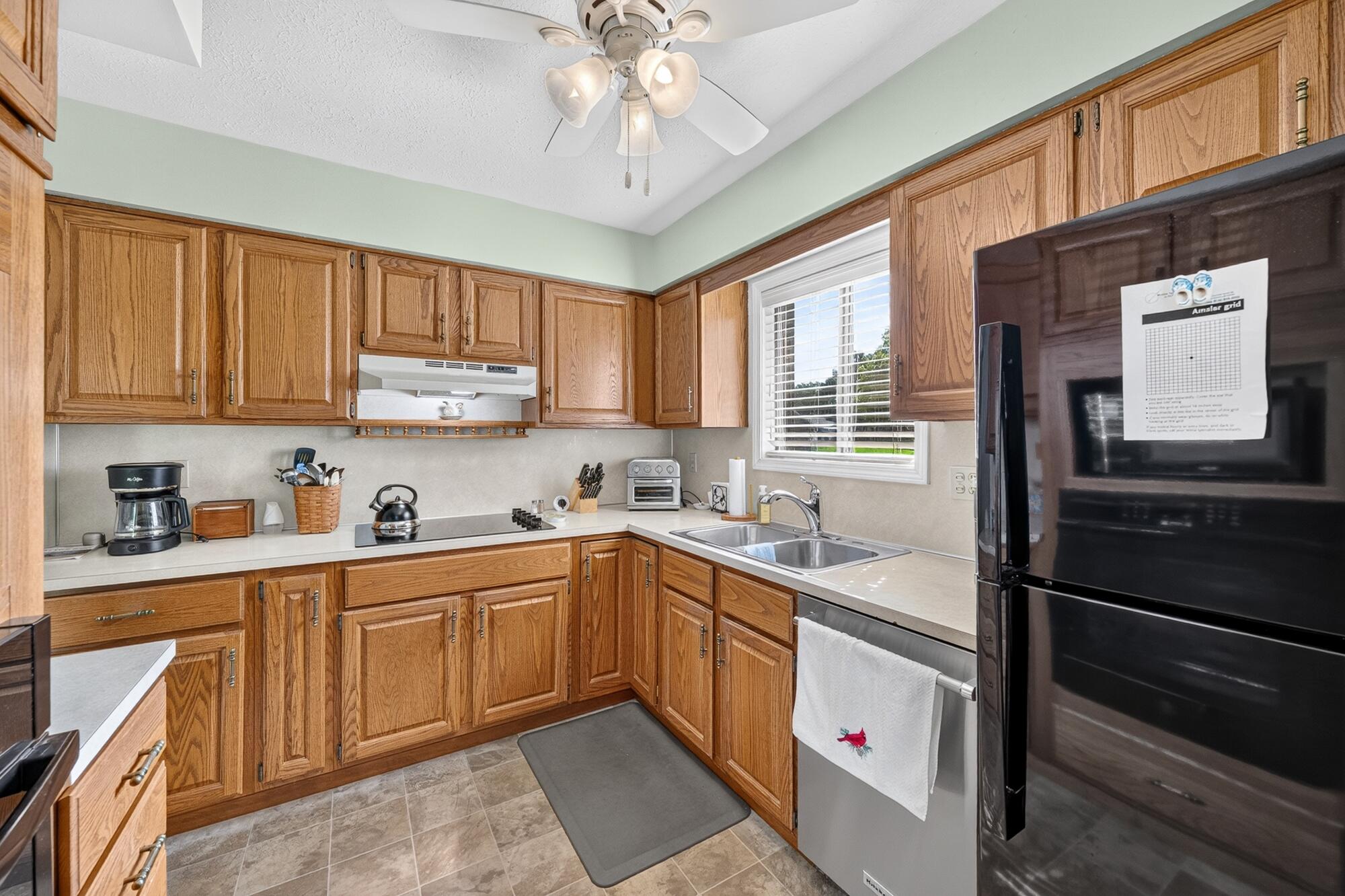 5264 Green Meadow Road Kalamazoo, MI 49009 - Photo 6 of 32 06-WM5264greenmeadow-7