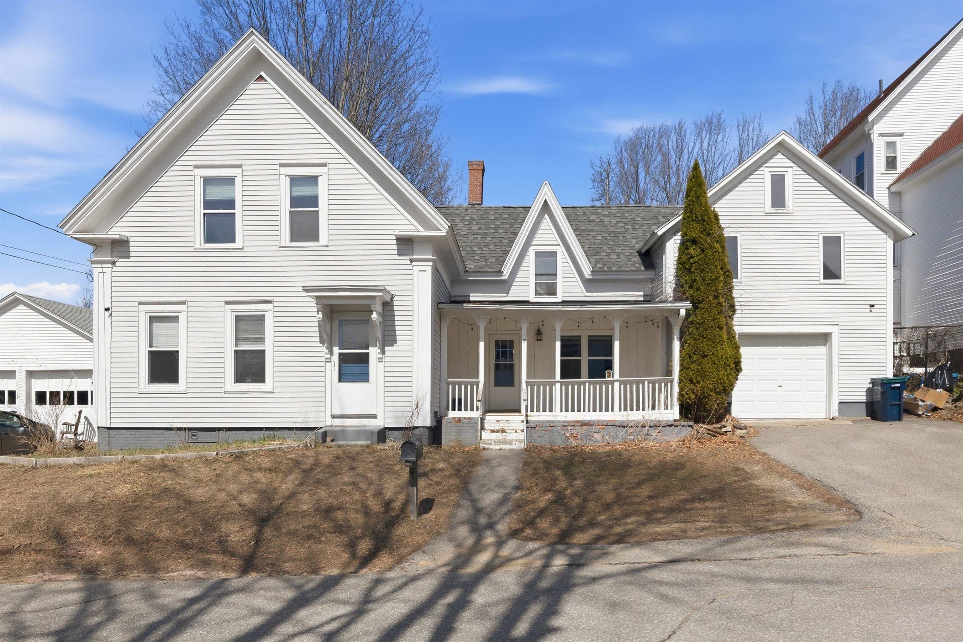 7 West Street Tilton, NH 03276 - Photo 1 of 59