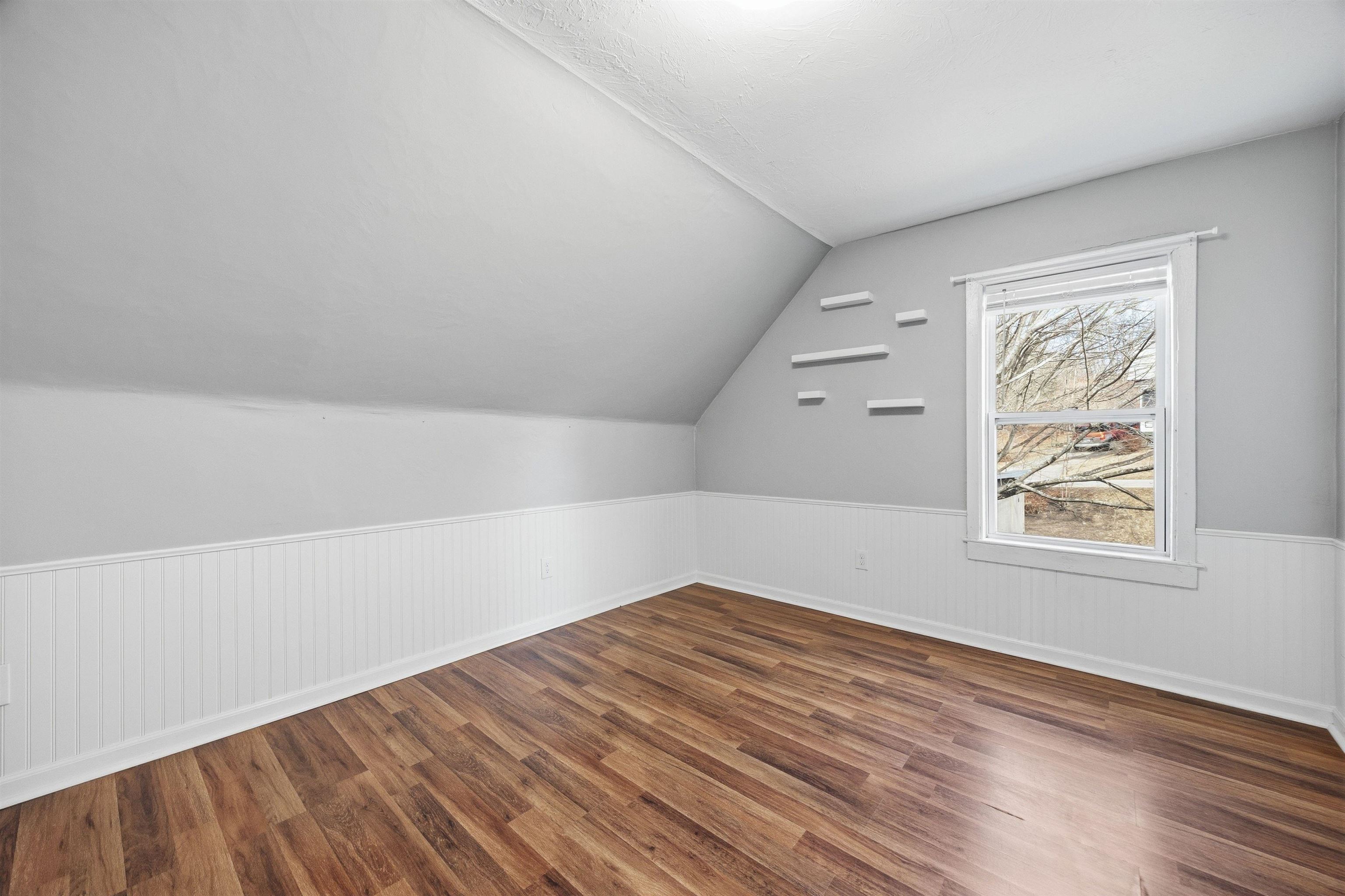 7 West Street Tilton, NH 03276 - Photo 18 of 59
