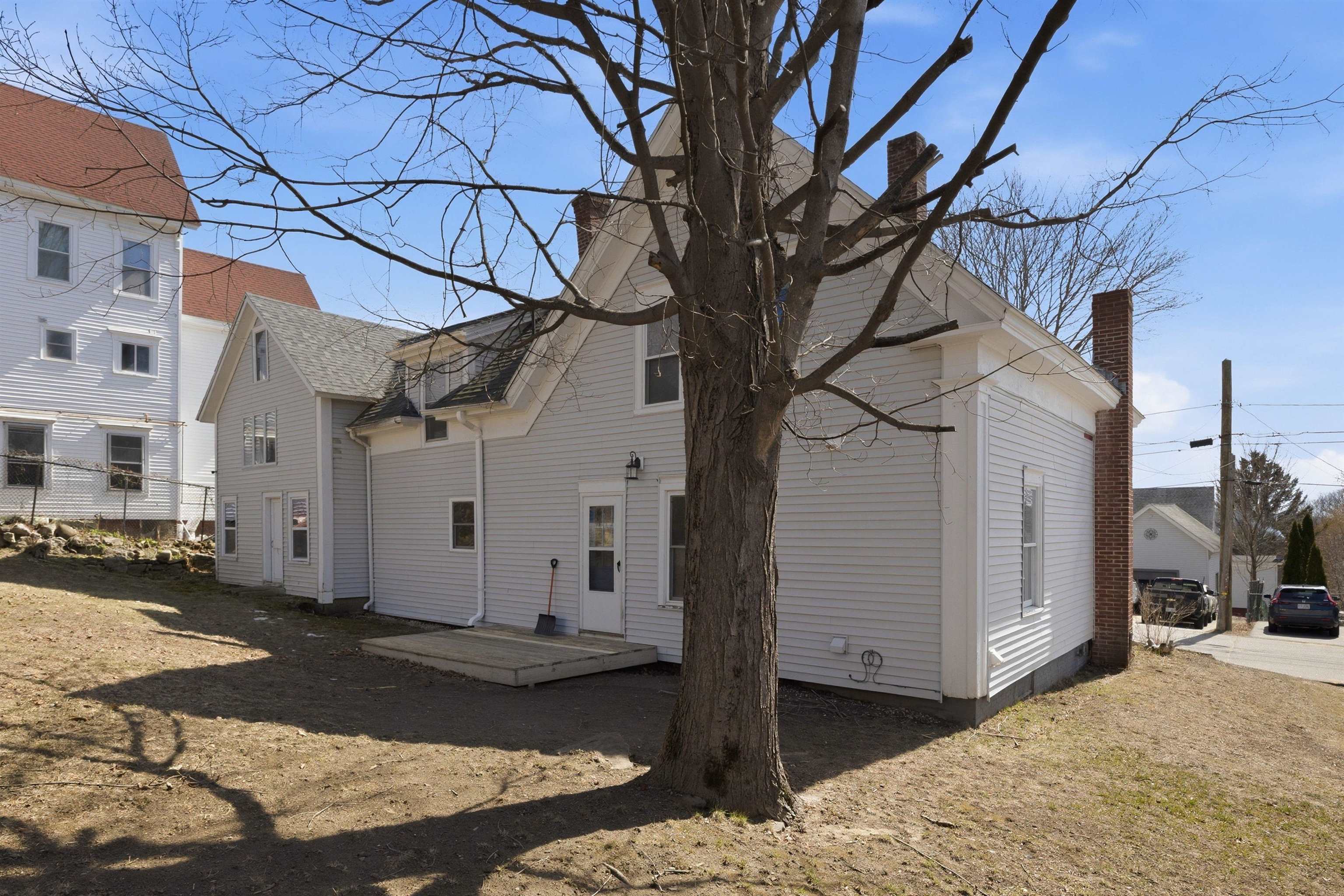 7 West Street Tilton, NH 03276 - Photo 9 of 59