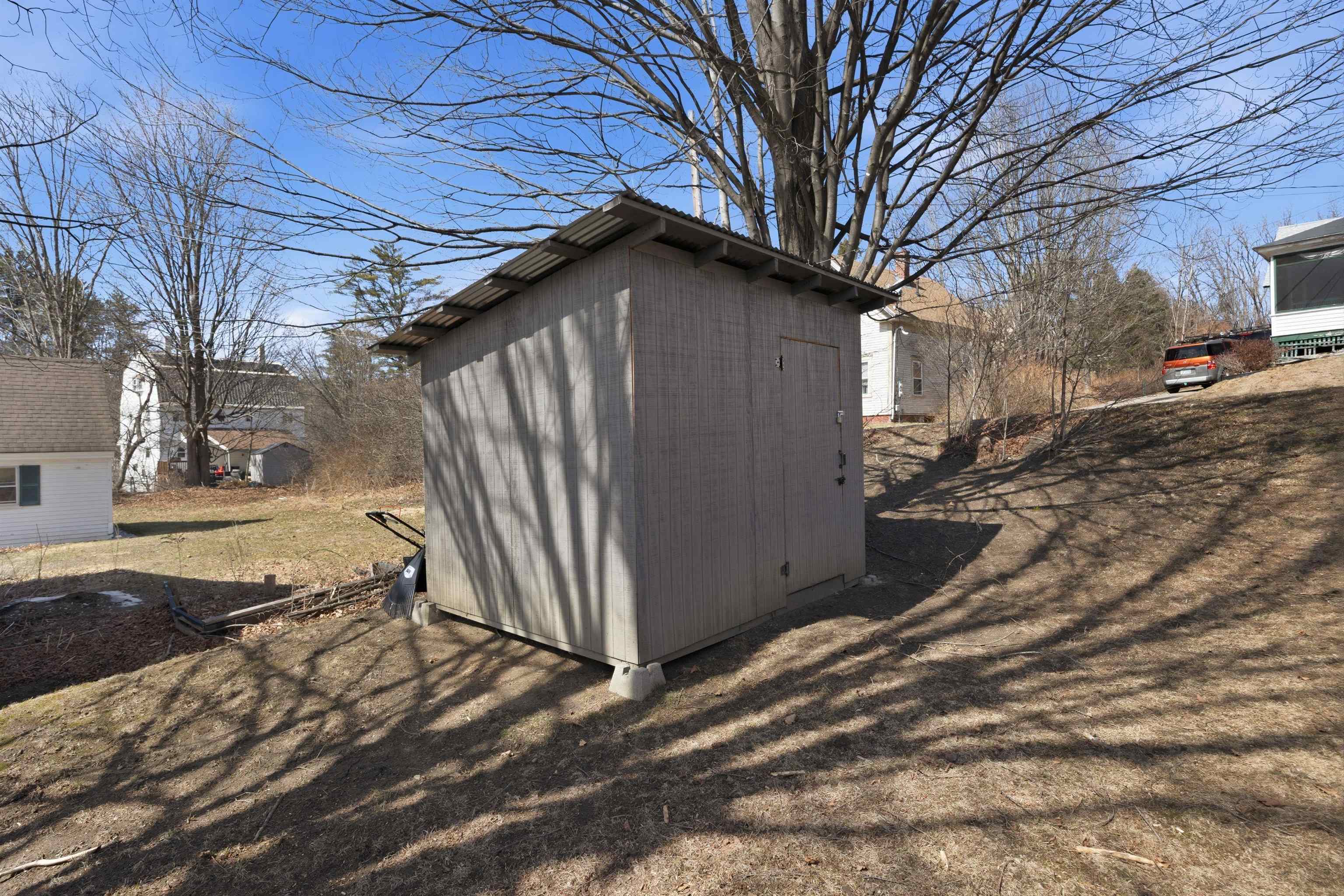 7 West Street Tilton, NH 03276 - Photo 10 of 59