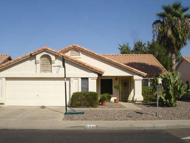 740 West Smoke Tree Road Gilbert, AZ 85233 - Photo 1 of 5 Primary Photo