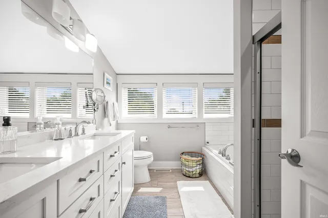 $1,499,000 | 623 Corby Boulevard, South Bend, IN 46617