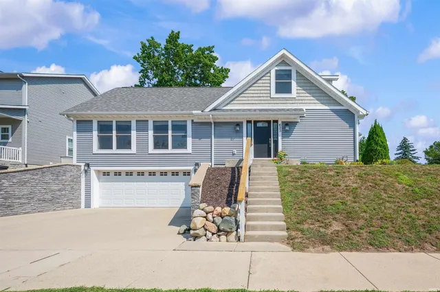 $1,499,000 | 623 Corby Boulevard, South Bend, IN 46617