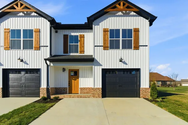 $319,900 | 1162 Malinda Lane, Unit 38, Greenbrier, TN 37073