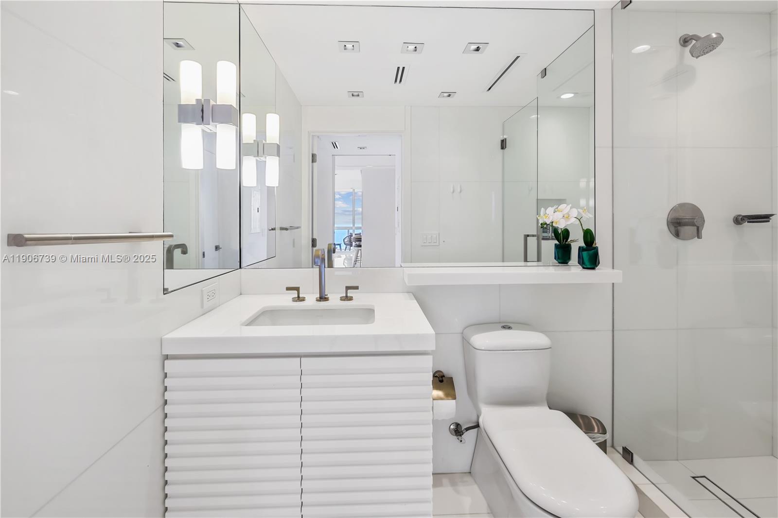 6899 Collins Avenue, Unit 2208 Miami Beach, FL 33141 - Photo 41 of 69