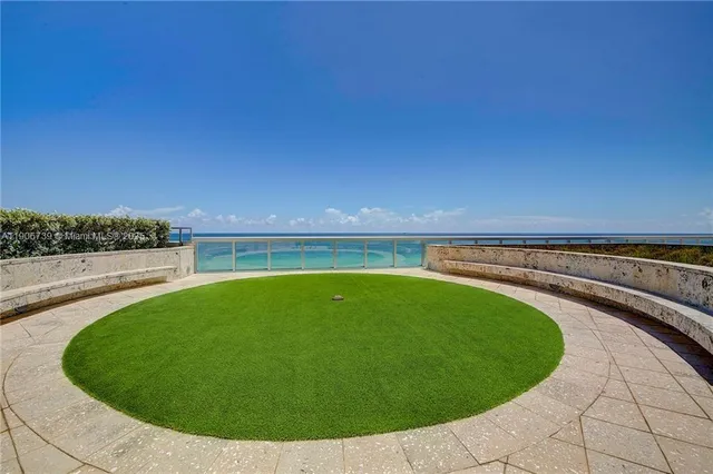 $2,690,000 | 6899 Collins Avenue, Unit 2208, Miami Beach, FL 33141