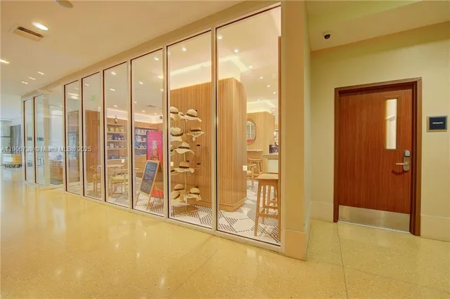 $2,690,000 | 6899 Collins Avenue, Unit 2208, Miami Beach, FL 33141