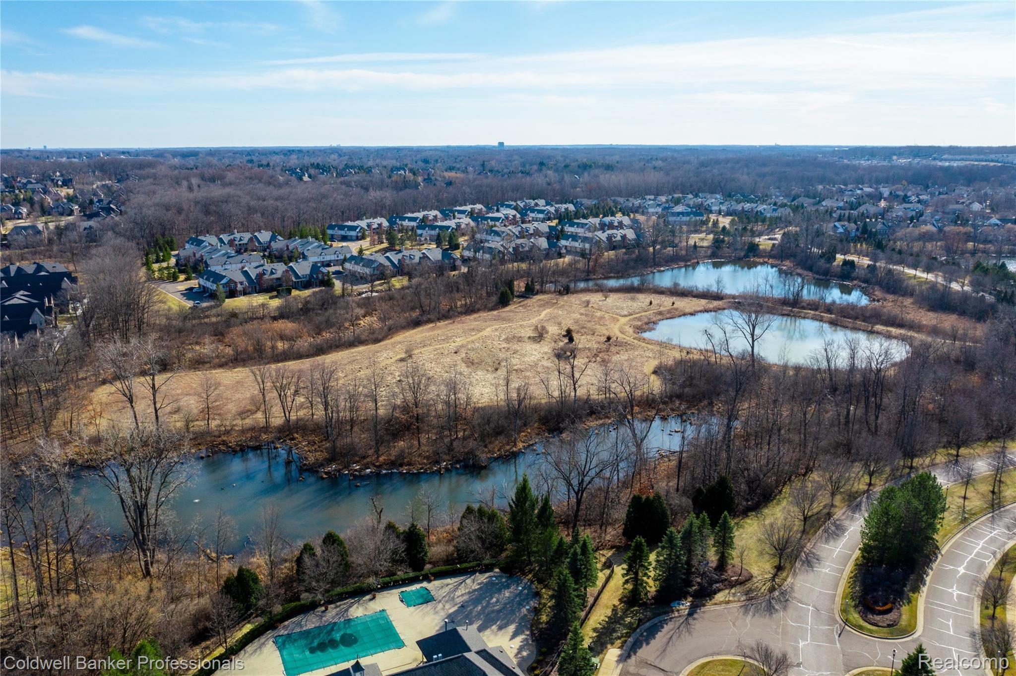3571 Tremonte Circle Rochester, MI 48306 - Photo 63 of 75 3571_Tremont_Circle_Drone_Large_18.jpg