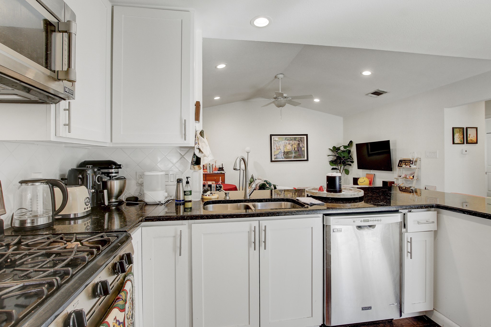 1403 Waterloo Trail Austin, TX 78704 - Photo 13 of 40