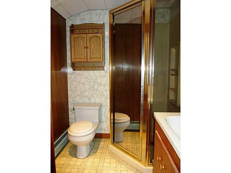 47 Ferncroft Road York, ME 03909 - Photo 14 of 18 Bathroom.