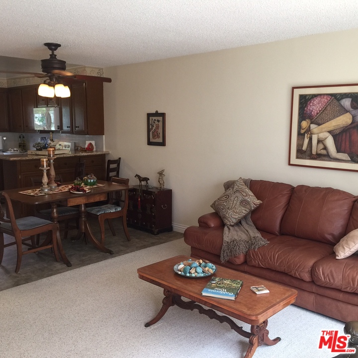 8120 Redlands Street, Unit 4 Playa del Rey, CA 90293 - Photo 5 of 15 Gallery Image 5