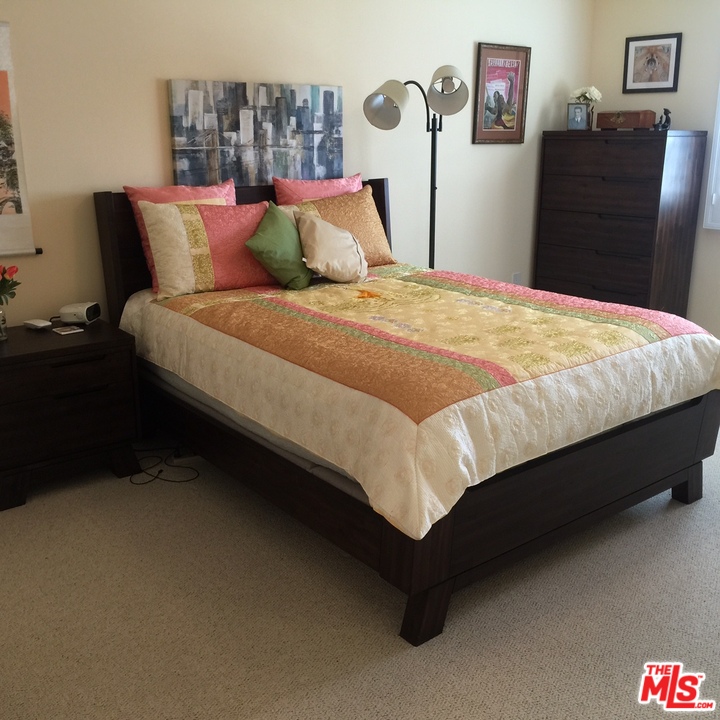 8120 Redlands Street, Unit 4 Playa del Rey, CA 90293 - Photo 9 of 15 Gallery Image 9